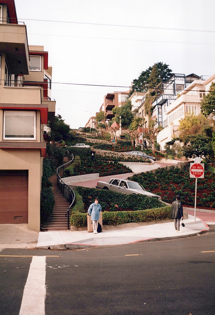 1995 - USA 020 (Lombard Street).jpg